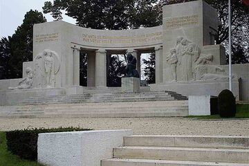 Reims - Monumentul Armatei Negre din Reims