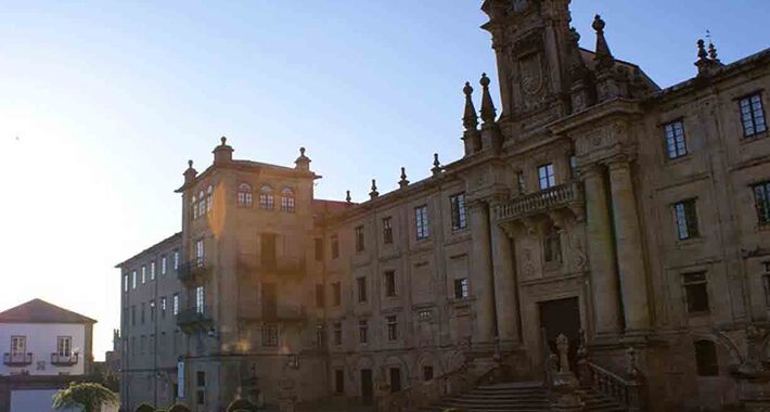 Obiective turistice Santiago de Compostela, Manastirea San Paio de Antealtares 