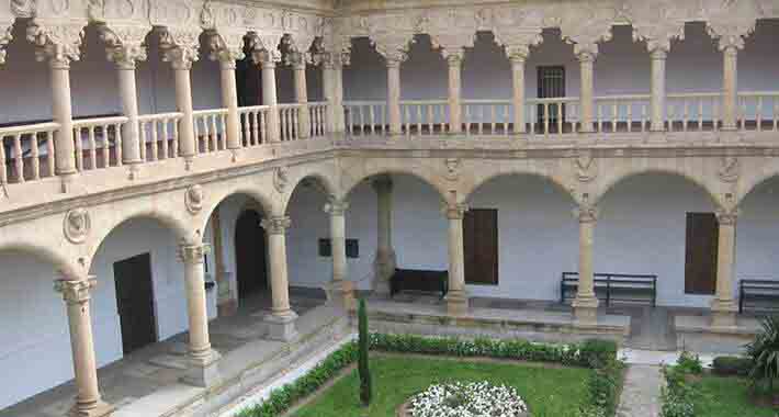 Obiective turistice Salamanca, Convento de las Duenas