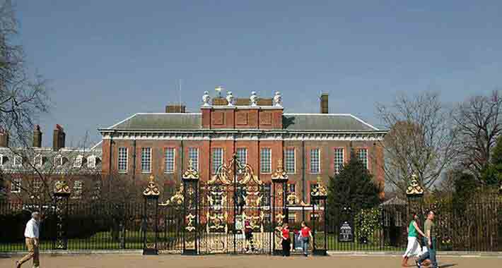 Obiective turistice Londra, Palatul Kensington 