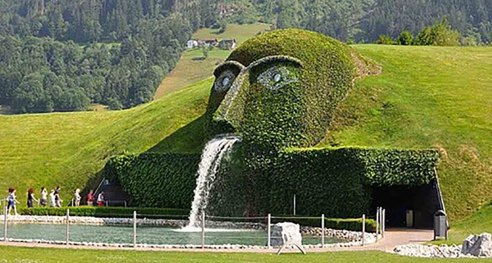 Obiective turistice Innsbruck, Swarovski Crystal Worlds