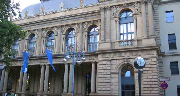 Obiective turistice Frankfurt, Bursa de valori 