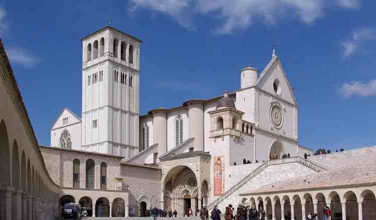 Obiective turistice Assisi din Italia