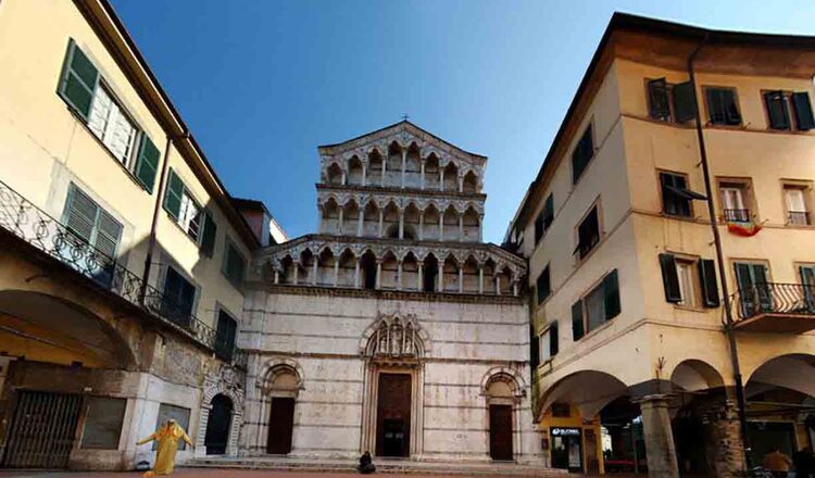 Biserica San Michele in Borgo