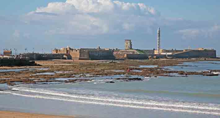 Obiective turistice Cadiz, Castillo de San Sebastian