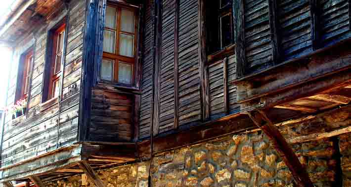 Obiective turistice Nessebar, Casele din Nessebar