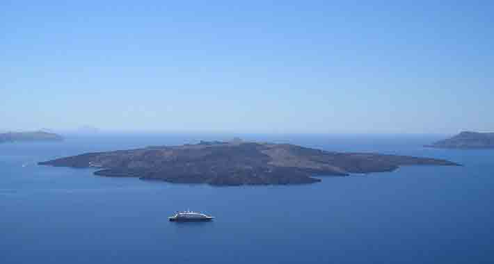 Obiective turistice Santorini, Nea Kameni