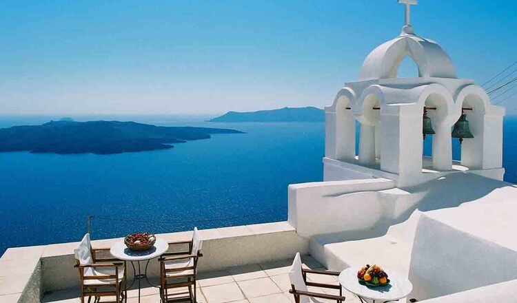 Insulele mici de langa Santorini