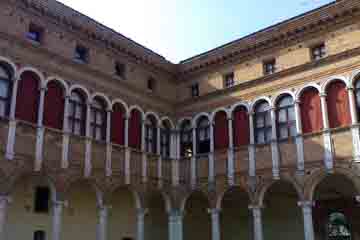 Ferrara - Palazzo Ludovico il Moro