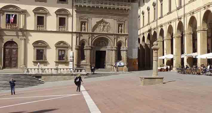 Obiective turistice Arezzo, Fraternita dei Laici