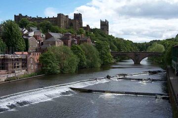 Durham - De-a lungul raului