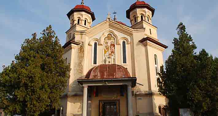 Obiective turistice Targu Jiu, Biserica Sfintii Apostoli Petru si Pavel