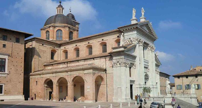 Obiective turistice Urbino, Domul