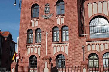 Varsovia - Muzeul Rascoalei din Varsovia