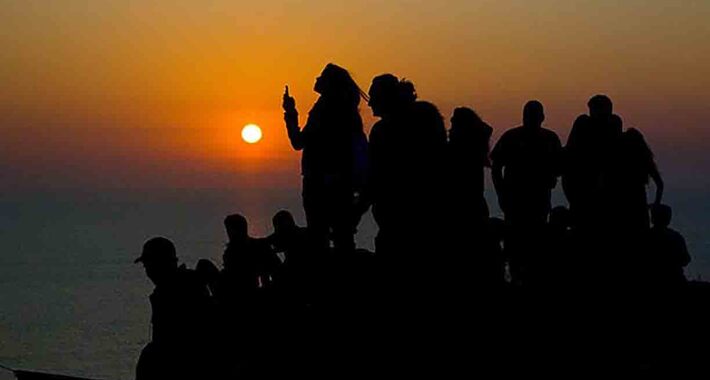 Obiective turistice Kamen Briag, Centrul Hippy