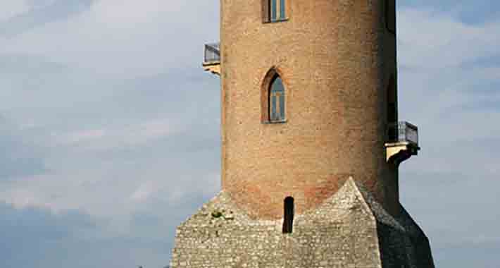 Obiective turistice Targoviste, Turnul Chindiei