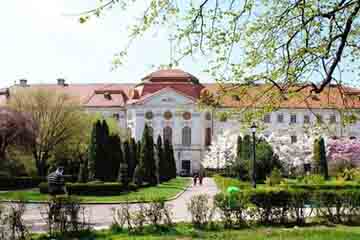 Oradea - Palatul Episcopal