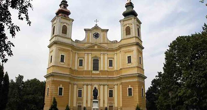 Obiective turistice Oradea, Catedrala Romano-Catolica