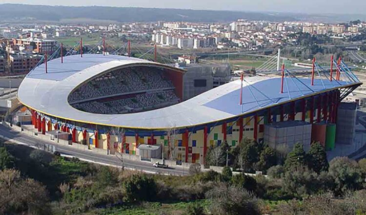 Stadionul Dr. Magalhães Pessoa
