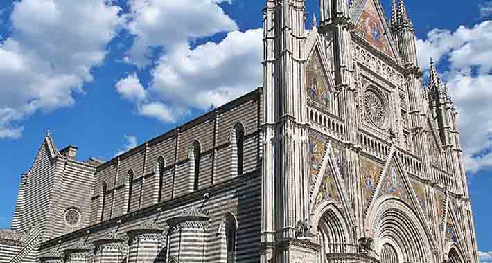 Obiective turistice Orvieto, Domul din Orvieto