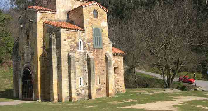 Obiective turistice Oviedo, San Miguel de Lillo