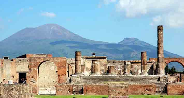 Obiective turistice Pompei,  Forumul
