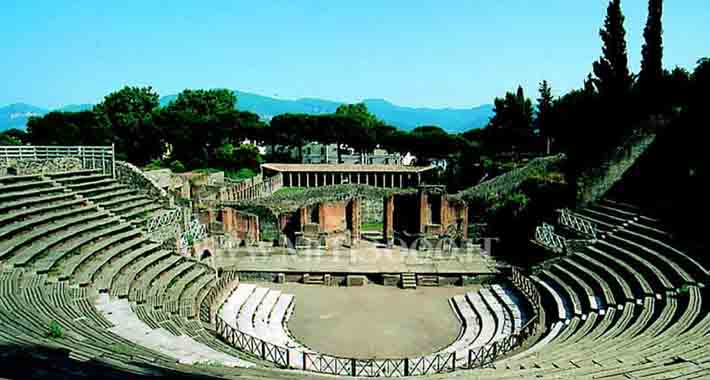 Obiective turistice Pompei, Teatro Grande