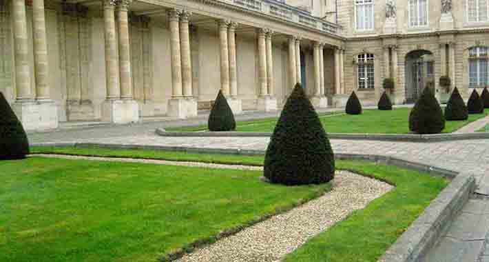 Obiective turistice Paris, Arhivele Nationale din Paris