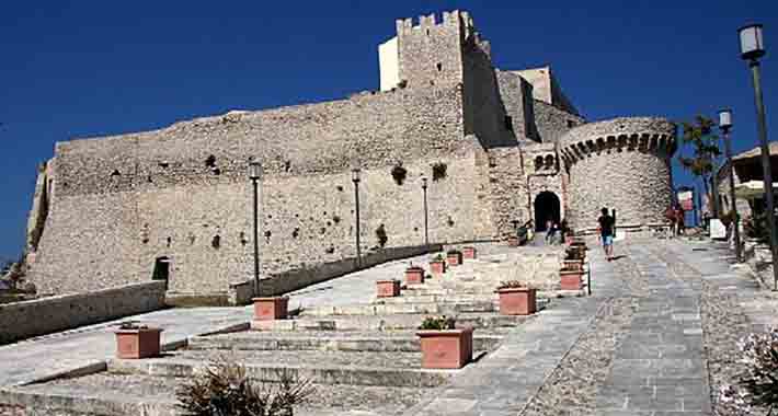 Obiective turistice Gargano, San Nicola si San Domino