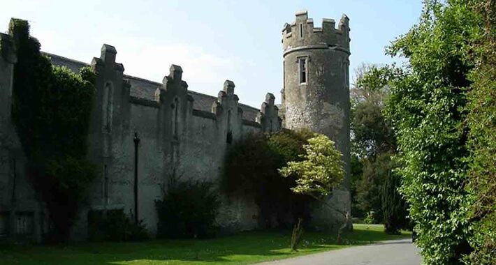 Obiective turistice Dublin, Castelul Howth