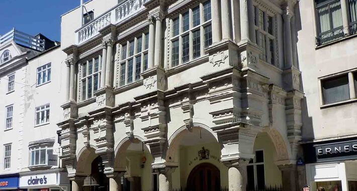 Obiective turistice Exeter, Guildhall