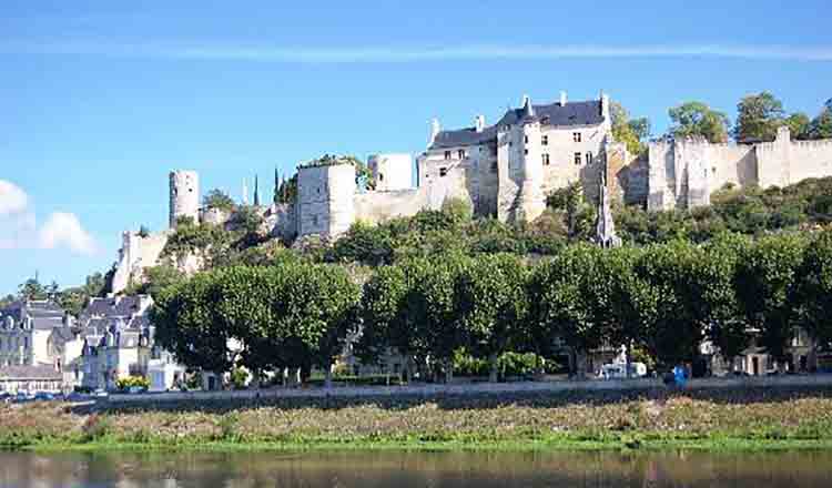 Chinon