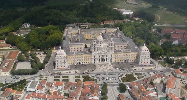 Obiective turistice Mafra, Exodul regal