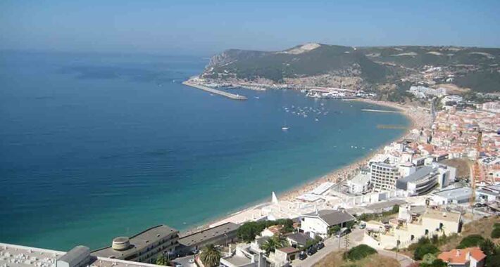 Obiective turistice Peninsula Setubal, Sesimbra