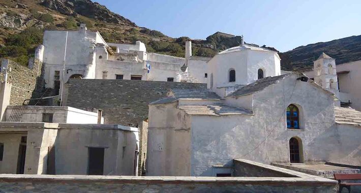 Obiective turistice Andros, Manastirea Moni Panahrantou