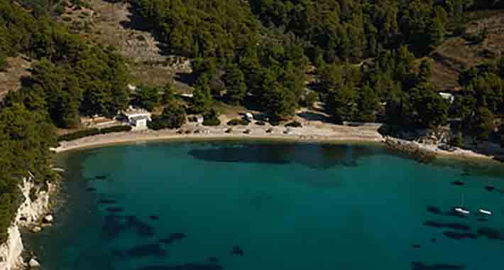 Obiective turistice Alonissos, Plaja Chrissi Milia