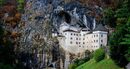 Castelul Predjama - o uimitoare fortareata construita intr-o pestera