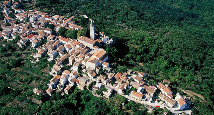 Obiective turistice Insula Krk, Dobrinj