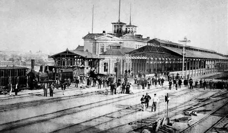 Gara de Nord din Bucuresti - inaugurata oficial acum 142 ani