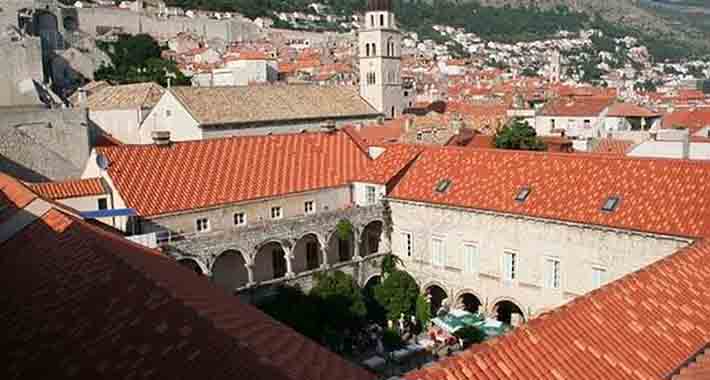 Obiective turistice Dubrovnik, Manastirea Sf. Clara