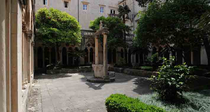 Obiective turistice Dubrovnik, Manastirea Dominicana 