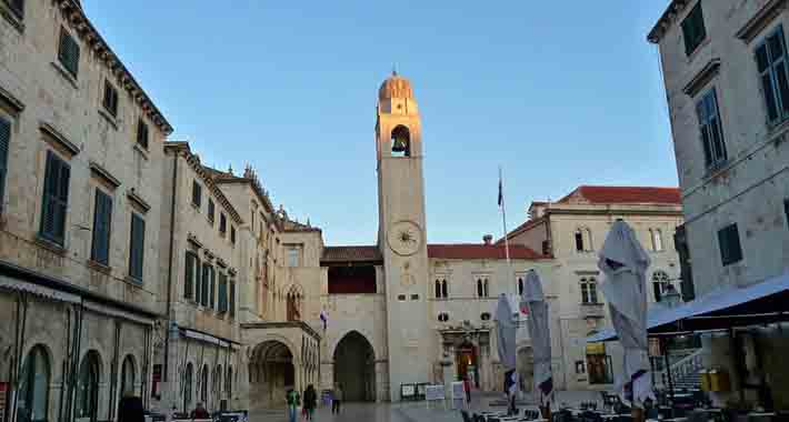 Obiective turistice Dubrovnik, Turnul Orologiului 