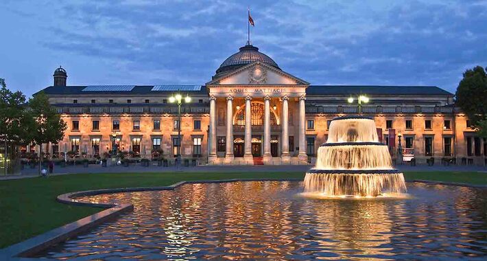 Obiective turistice Wiesbaden, Castelul Kurhaus
