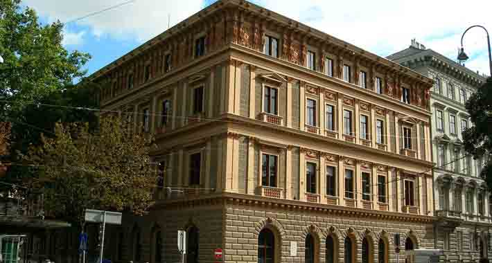 Obiective turistice Viena, Palatul Epstein