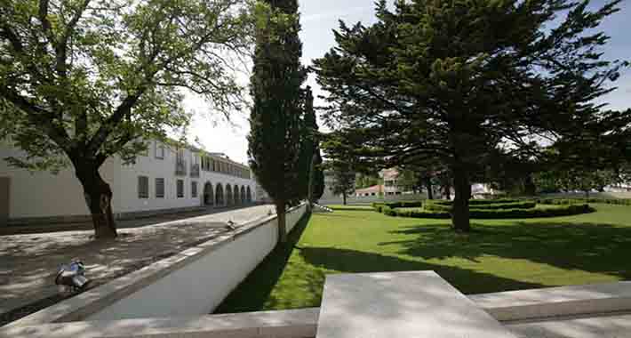 Obiective turistice Braganca, Museu do Abade de Bacal