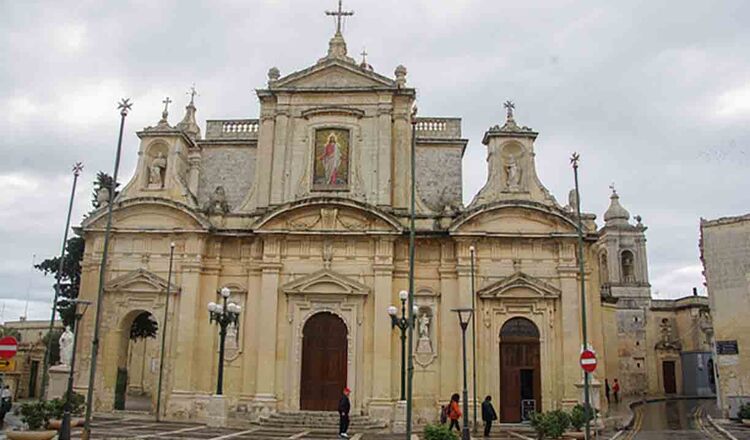 Biserica, grota si catacombele Sf. Pavel