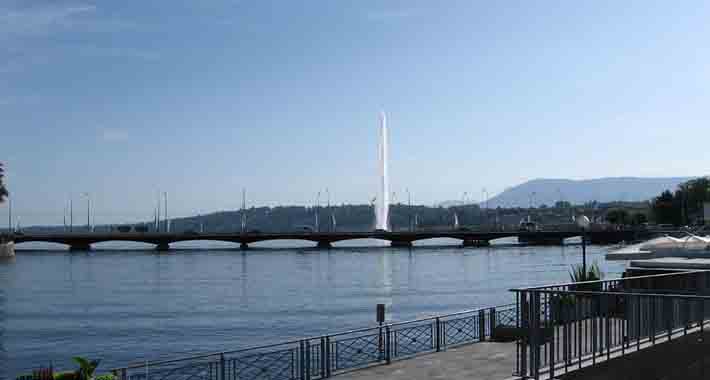 Obiective turistice Geneva, Podul Mont Blanc