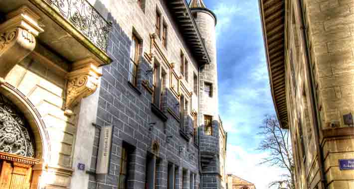 Obiective turistice Geneva, Casa Tavel 