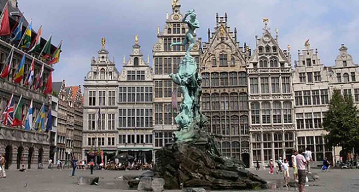 Obiective turistice Anvers, Grote Markt (Piata Mare)