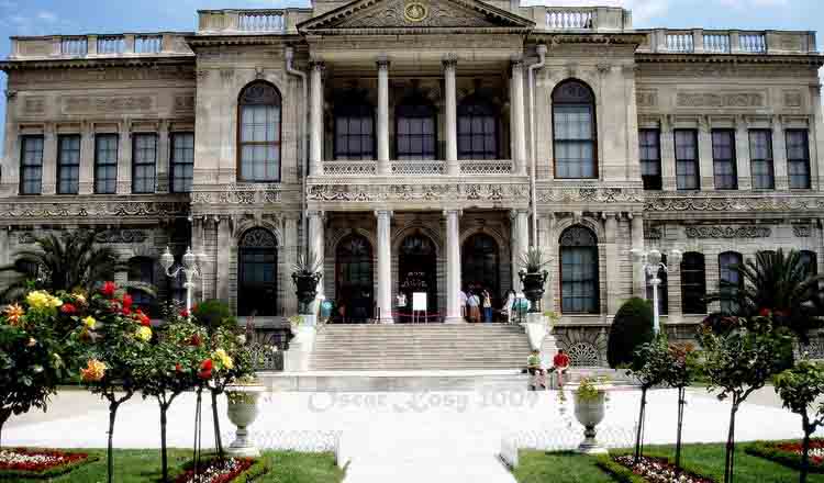 Palatul Dolmabahce
